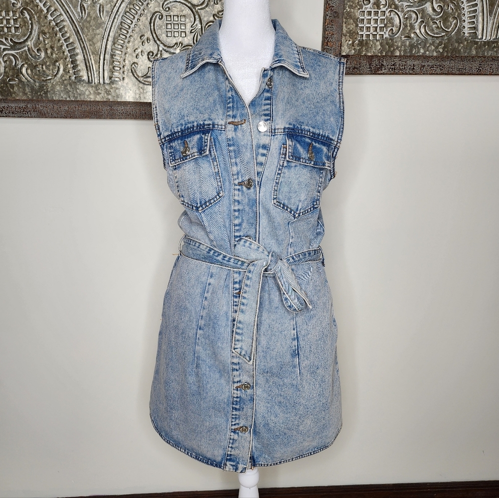 Cisono Sleeveless Light Wash Denim Belted Button Up Mini Dress Med Western Rodeo